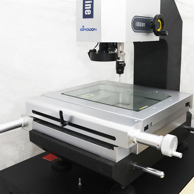 آلة قياس رؤية CNC عالية الدقة
